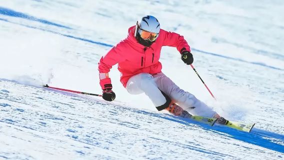 日本北海道手稻滑雪場【中文/英文滑雪一日遊|小團教學+來回酒店接送+攝影+纜車票 |自選學具】