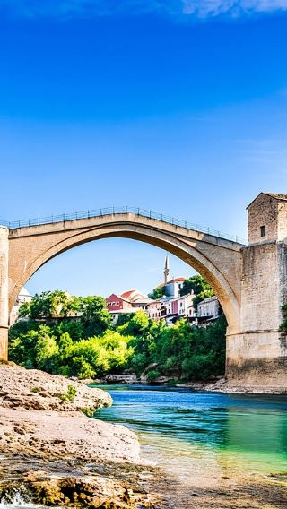 From Split/Trogir: Mostar, Počitelj & Kravice Waterfalls Tour
