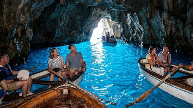 Tur Harian Ultimate Capri & Blue Grotto dari Napoli atau Sorrento