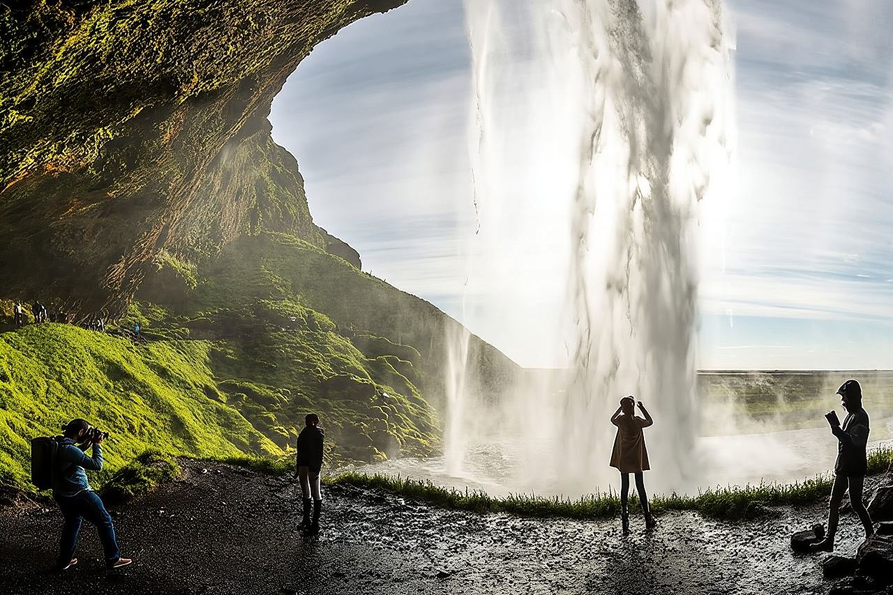 Tour della costa meridionale, delle cascate e della spiaggia nera da Reykjavik