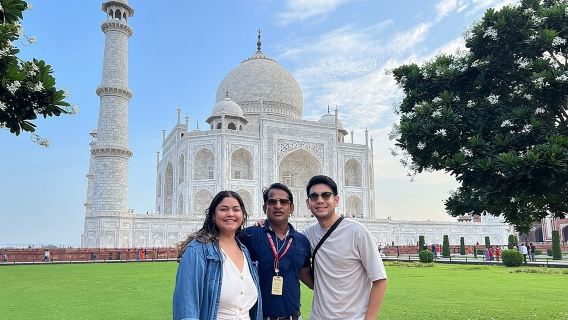 Tour di lusso all inclusive al Taj Mahal e al Forte di Agra da Delhi in auto