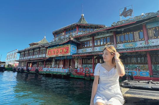 Hong Kong Fisherman's Wharf: Aberdeen Fishing Village Boat Tour
