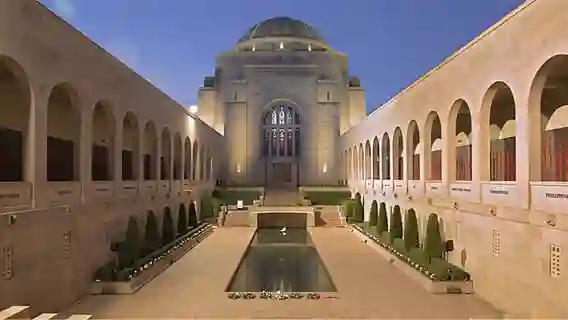 澳洲首都坎培拉市區一日遊【雪梨來回/普通話司導】