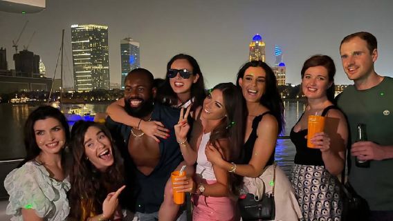 Dubai 4-Hour Luxury Yacht Party Experience