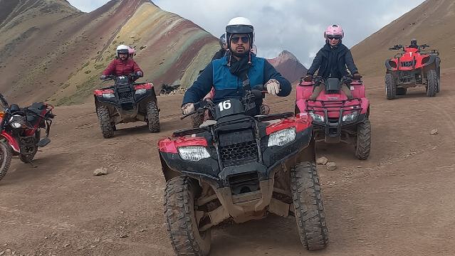ATV-Abenteuer am Regenbogenberg – Tagesausflug ab Cuzco