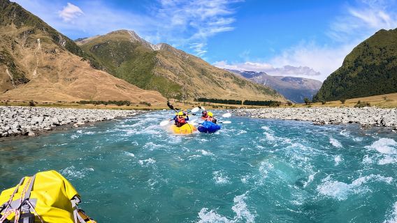 Wanaka: tour guiado de día completo en packrafting con almuerzo