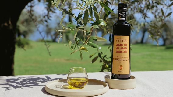 San Felice: Degustazione di olio d'oliva con cibo locale sulle Colline del Garda
