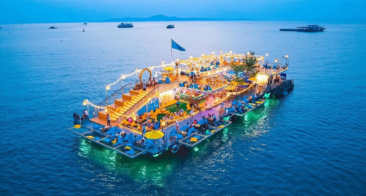 ตั๋วล่องแก่งในพัทยา ประเทศไทย แทปเปียโฟลตติ้งคาเฟ่ คาเฟ่ทะเล ตกปลาหมึก เรือเร็วรับส่งยามค่ำคืน