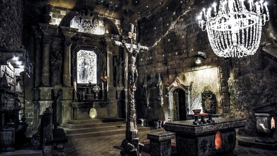 Czech Krakow Wieliczka Salt Mine day tour (All tickets included, official guide, and English-speaking guide)