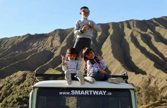 1日 - 布羅莫火山晨遊（瑪琅或泗水出發）// 7:30-16:00