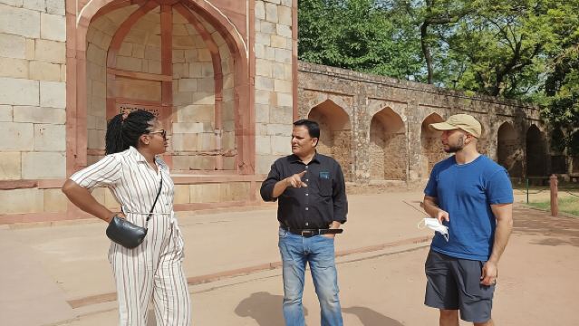 Delhi in a Day: Heritage & Culture Tour with Local Guide