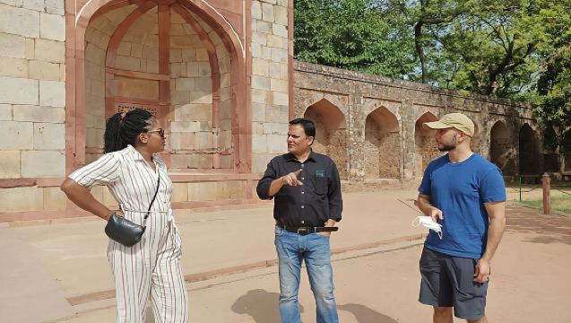 Delhi in a Day: Heritage & Culture Tour with Local Guide