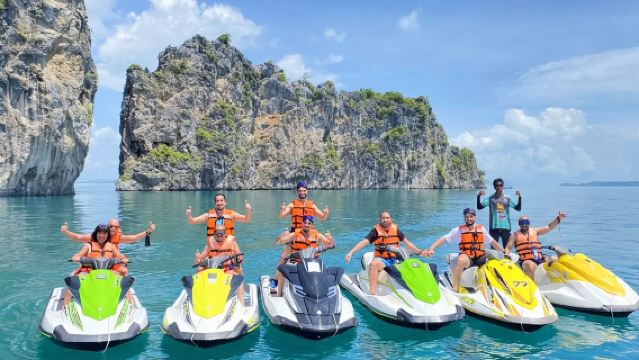 Phuket · Jetski-Ausflug zu 6 Inseln mit Selbstfahrer-Erlebnis| Professionelle Trainer sorgen für Sicherheit |Hoteltransfer