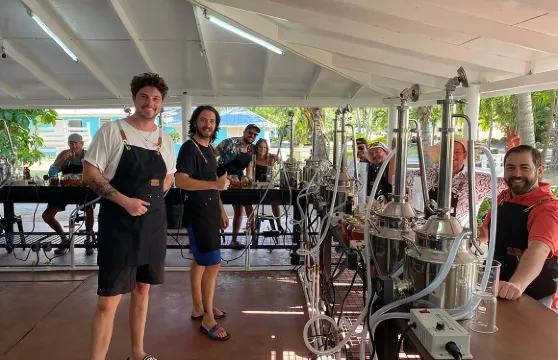 蘭姆酒製作大師班，安提瓜島蓋倫海灘，每組兩人