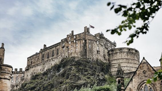 Visita guiada a los lugares más destacados del Castillo de Edimburgo con entradas, mapa y guía