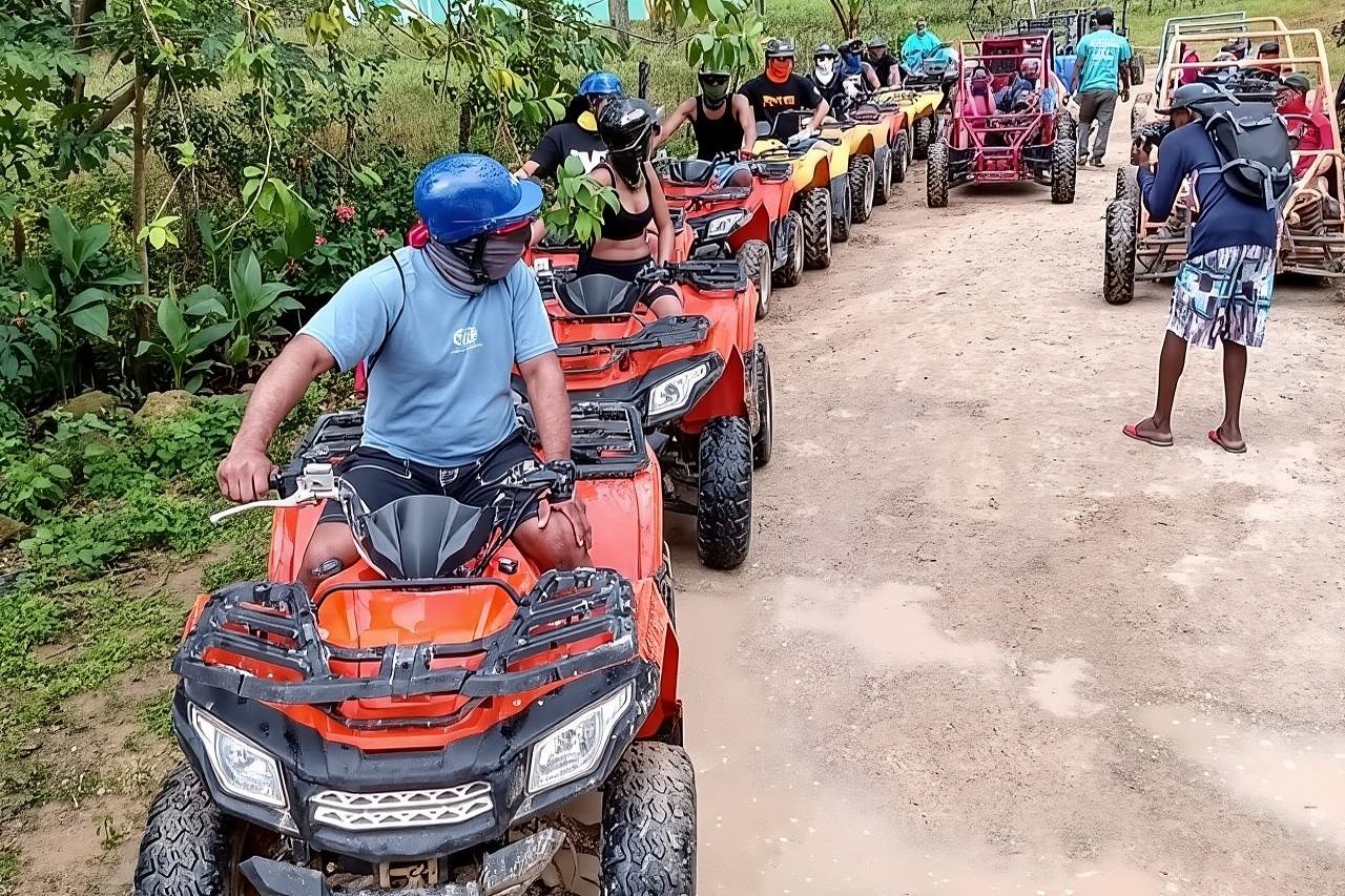 Avventura fuoristrada in quad a Punta Cana +