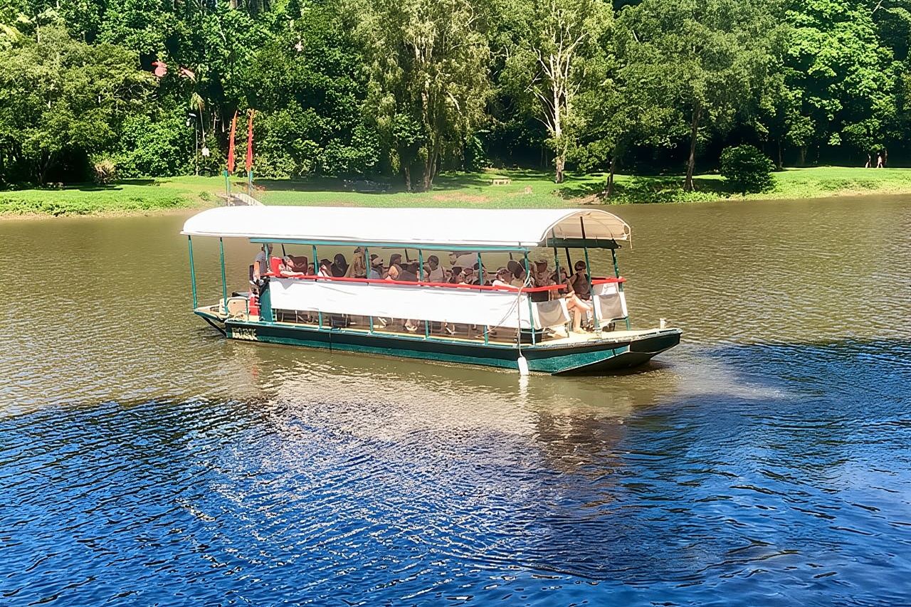 Crociera turistica sul battello fluviale Kuranda