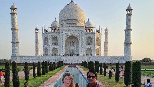 Tour in auto al Taj Mahal e Forte rosso di Agra da Delhi con pasti 5 stelle