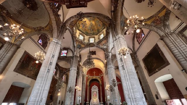 Full Visit of the Virgin of Guadalupe's village in private tour