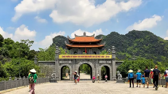 Hà Nội/Ninh Bình: 1 ngày Tam Cốc/Tràng An, Hoa Lư & Hang Mua