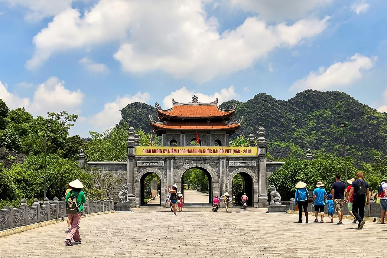 Hà Nội/Ninh Bình: 1 ngày Tam Cốc/Tràng An, Hoa Lư & Hang Mua