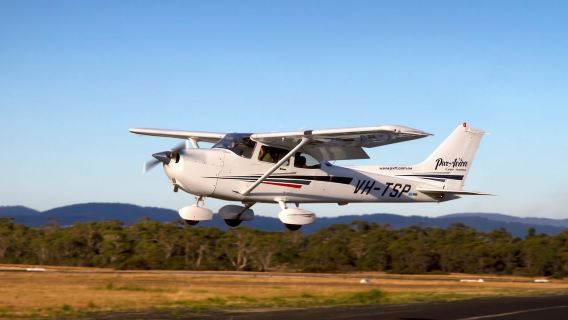 Chuyến bay ngắm cảnh Hobart kéo dài 30 phút