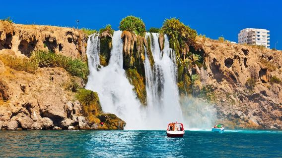 Antalya: Bootstour zum Düden-Wasserfall, Schwimmen und Erfrischungsgetränke