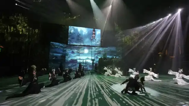 [Wuhan] The Han Show Theatre show/concert ticket (Lakeside "Red Lantern" + immersive land-water-air spectacular)