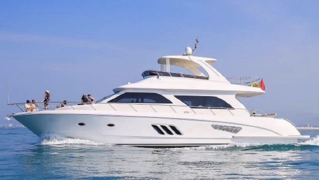 【深圳遊艇租賃】深圳大梅沙遊艇會68呎三層豪華遊艇包船出海+遊艇KTV+高端遊艇出海加持解鎖海上奢『享』局