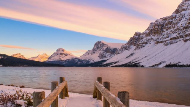 瑞士日內瓦湖環湖遊：依雲小鎮+西庸城堡+拉沃葡萄園+洛桑小鎮