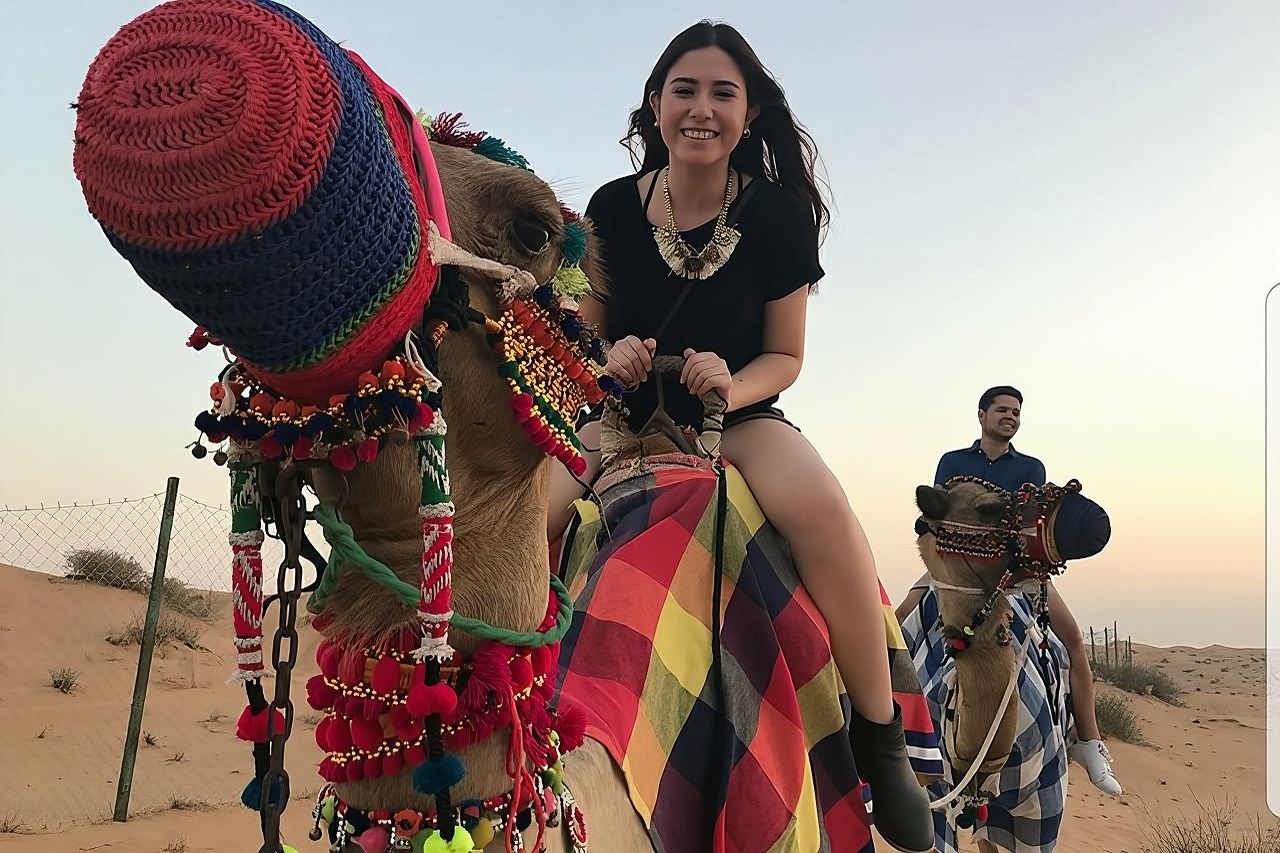 Desert Safari and Sandboarding with Dinner in Dubai