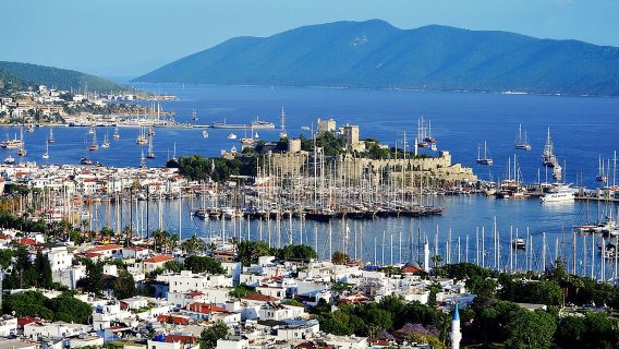 Bodrum Private city Tour: Guide Lunch Entrance Fees included.