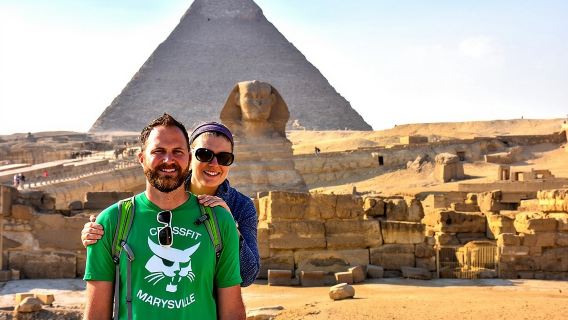 Private Guided Day Tour of Giza and Saqqara with Egyptian Lunch and Camel Ride