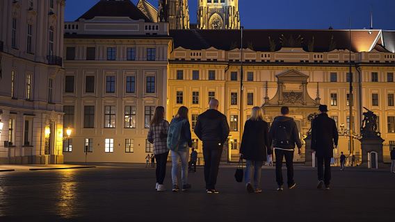 การเล่นแร่แปรธาตุและความลึกลับของปราสาทปราก