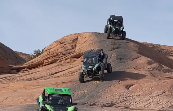 從摩押出發的最佳 U-Drive 地獄復仇 4x4 越野之旅