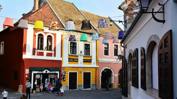 Half-Day Szentendre Artist Village Tour from Budapest, Hungary (Summer Danube River Cruise)