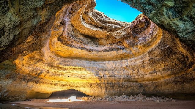 Benagil Cave and Marinha Beach Boat Tour from Portimao