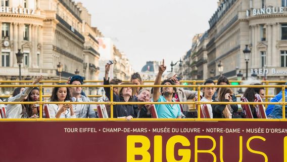 Parigi: tour sali e scendi in Big Bus e ingresso al Pantheon