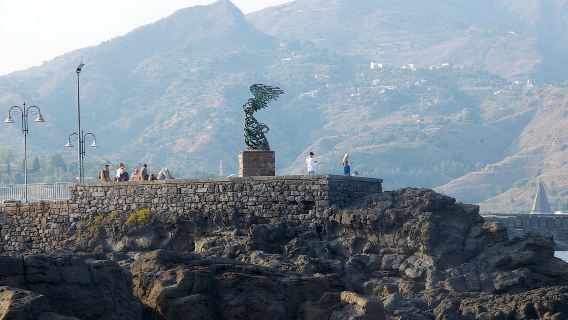 Isola Bella-Grotta Azzurra: Tour in barca, snorkeling e aperitivo