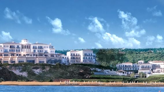 Luxury Eden 18 Private Self-drive boat hire to Blue Lagoon & more