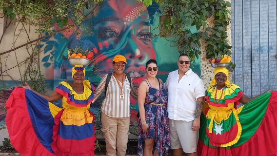 Private Walking Tour of the Walled City & Getsemani in Cartagena