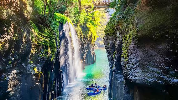 Day Trip from Fukuoka to Takachiho Gorge and Amano Iwato Shrine