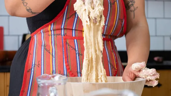 馬德拉：與當地家庭進行 Bolo do Caco 工作坊