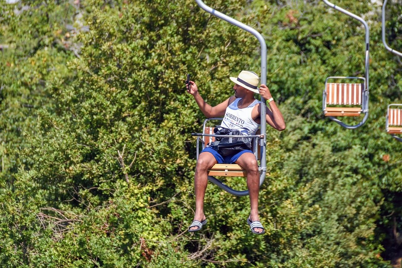 Capri by Land and Sea: Small-Group Tour from Naples