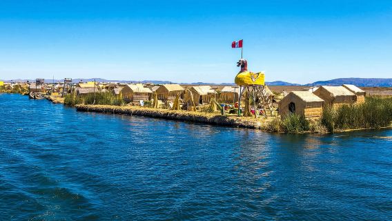 Puno: Excursion to the islands of Uros and Taquile