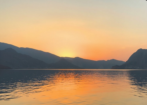 Full-day Dhow cruise between the Musandam Fjords