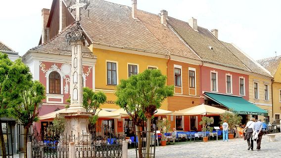 ทัวร์ 1 วันเหมารถ ปราสาทบูดา - พระราชวังหลวง + ป้อมชาวประมง + โบสถ์มัททีอัส + เซนต์แอนดรูว์