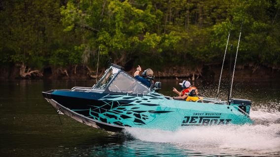 スモーキー山脈のジェットボートアドベンチャー：アイランドポインツツアー