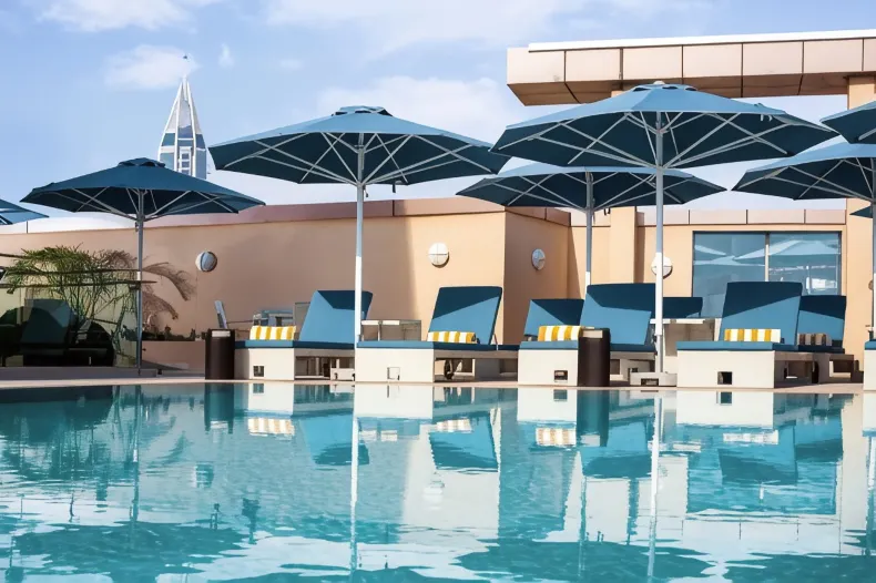 Pullman Dubai Jumeirah Lakes Towers - Hotel & Residence