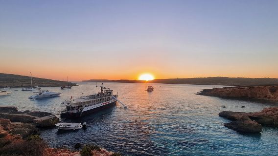 Malta Sunset Boat Tour: Bugibba to Comino Blue Lagoon Cruise